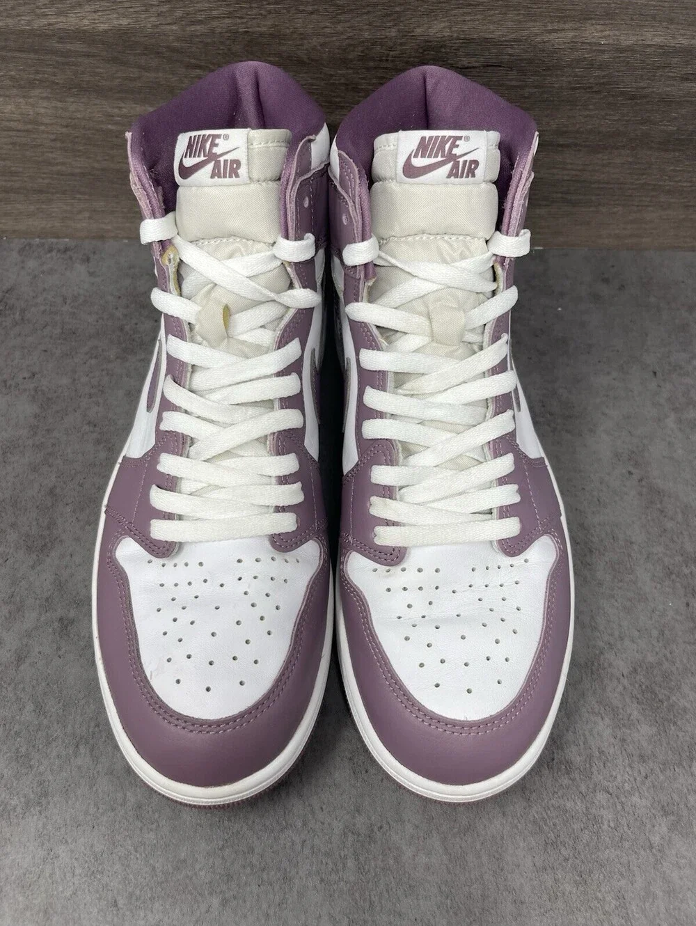 Air Jordan 1 Retro High OG Mauve Size 12 Mens DZ5485-105 White Purple Leather